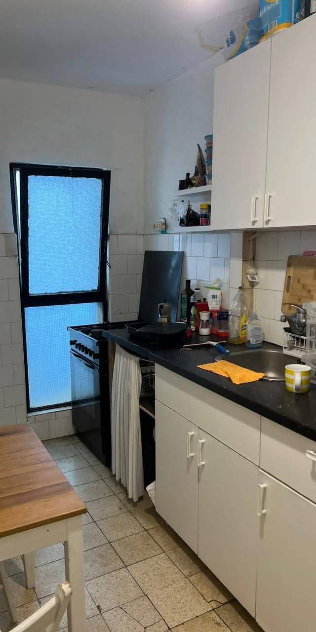 סאבלט – חדר בדירת שותפים במרכז העיר, ירושלים